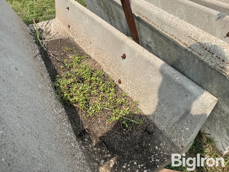 concrete-feed-bunks-image-9