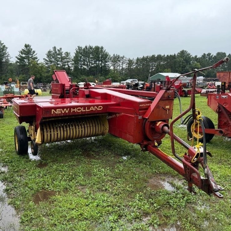 NEW HOLLAND 310