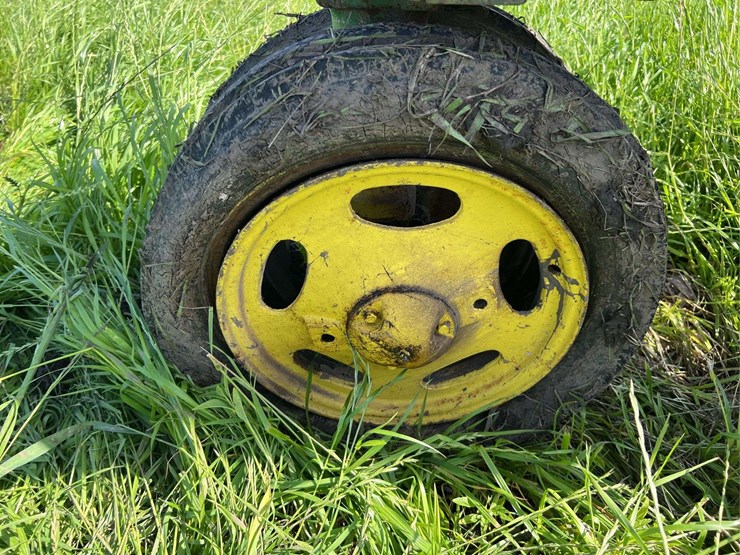 john-deere-h-image-21