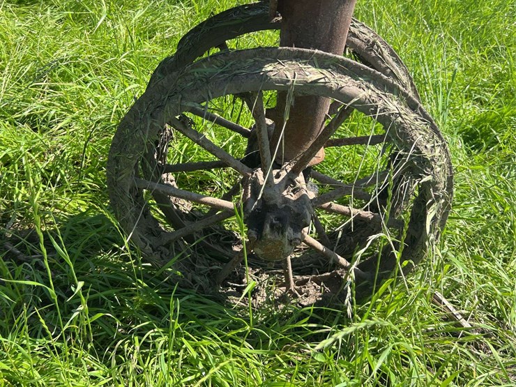john-deere-model-b-image-16