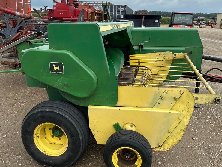 john-deere-328-image-6