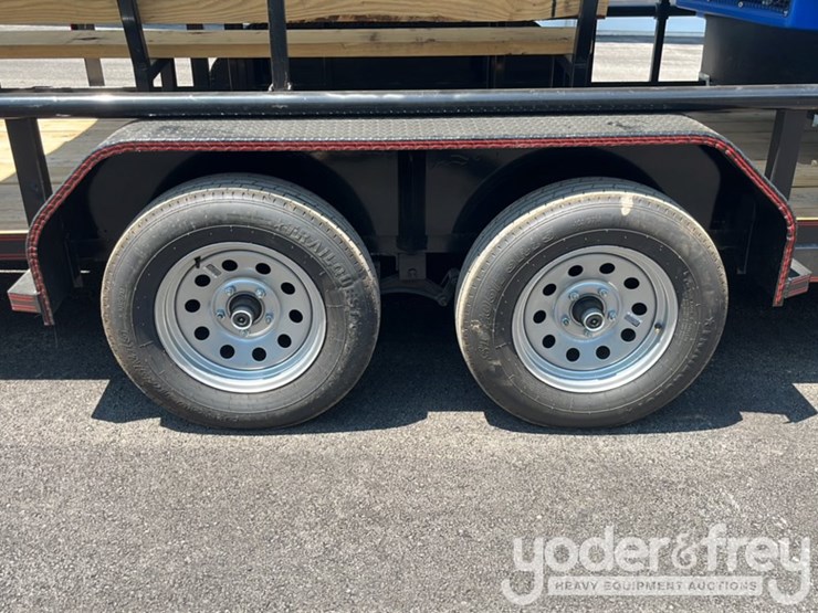 unused-double-a-trailers-83-x-16-t/a-3500#-7000-gvwr,-36"-quite-aire-fan-w/-auto-low-water-cut-off,-250gal-water-tank,-mounted-bench-on-each-side-image-13