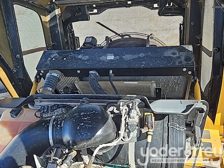 2017-volvo-l110h-image-43