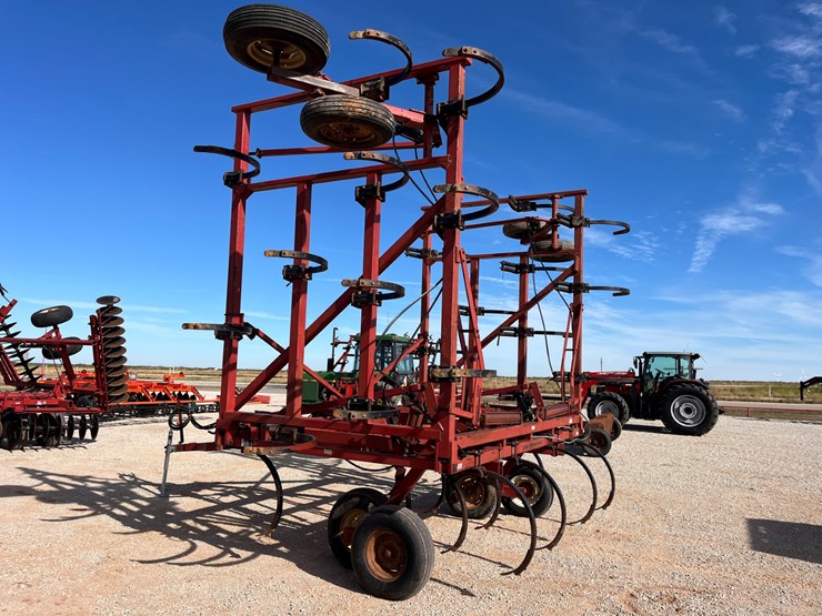 case-ih-5700-image-12