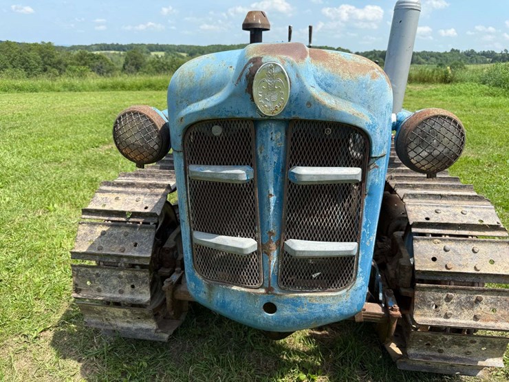fordson-dexta-image-15