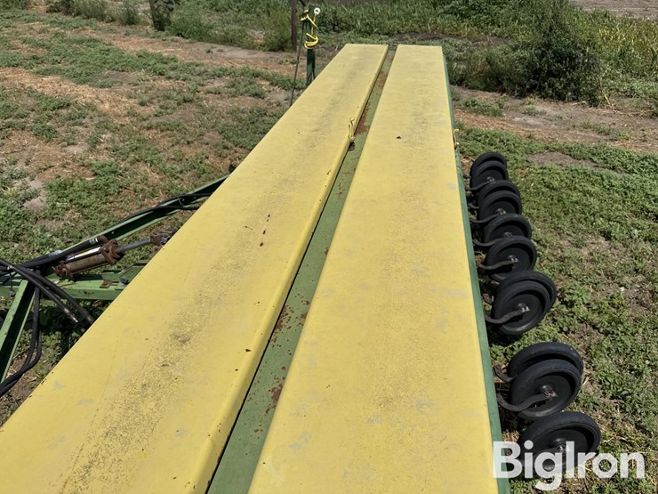 john-deere-8300-image-16