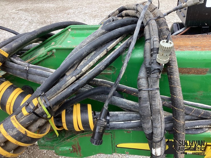 2009-john-deere-1770nt-image-17