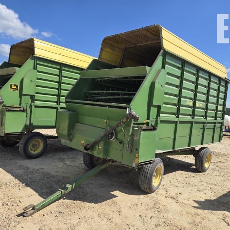 JOHN DEERE 714A