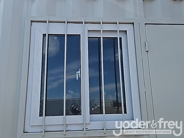 unused-12'-mini-container,-pedestrian-door,-lock-box,-window,-fork-pockets-image-10