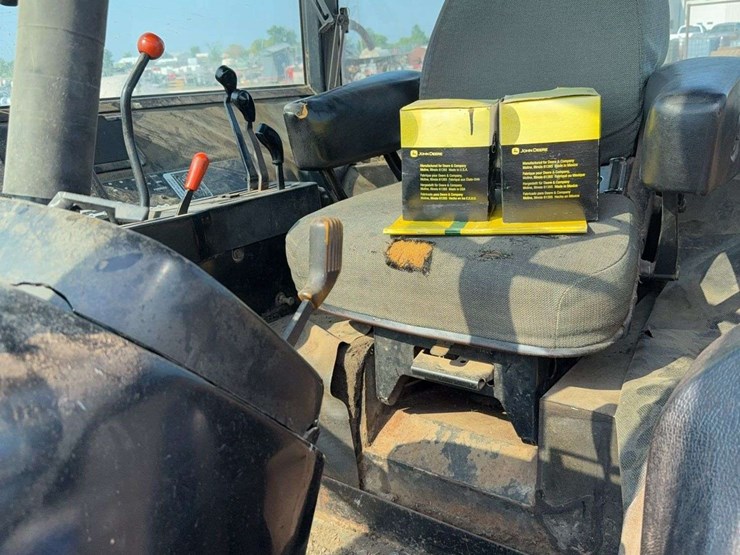 john-deere-4230-image-10