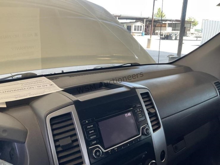 2015-nissan-frontier-image-18