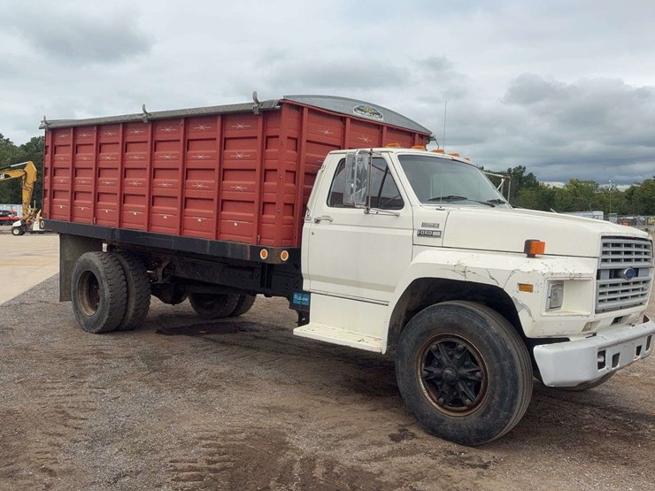 1985-ford-f700-image-2