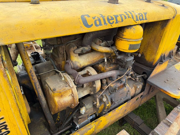 caterpillar-d6-image-15