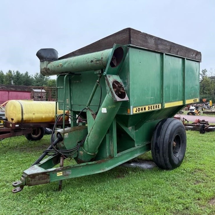 JOHN DEERE 400