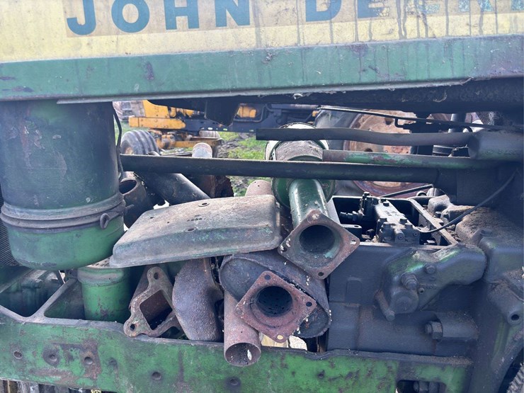 john-deere-720-image-33