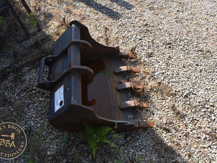 bucket,-trenching-backhoe-bucket-44029-image-4