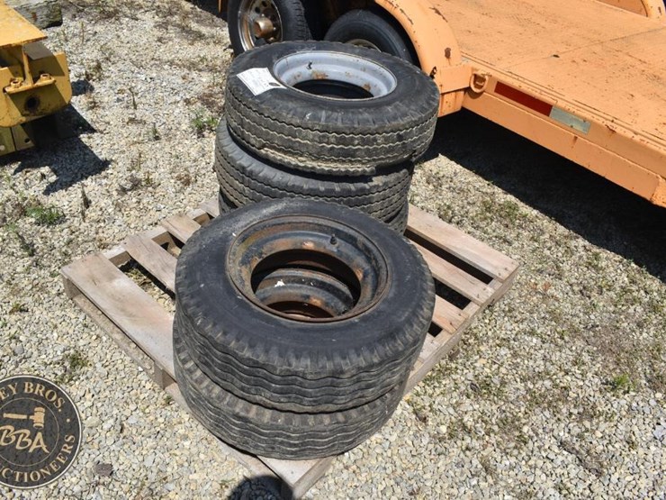 tires-rims-tires-44085-image-2