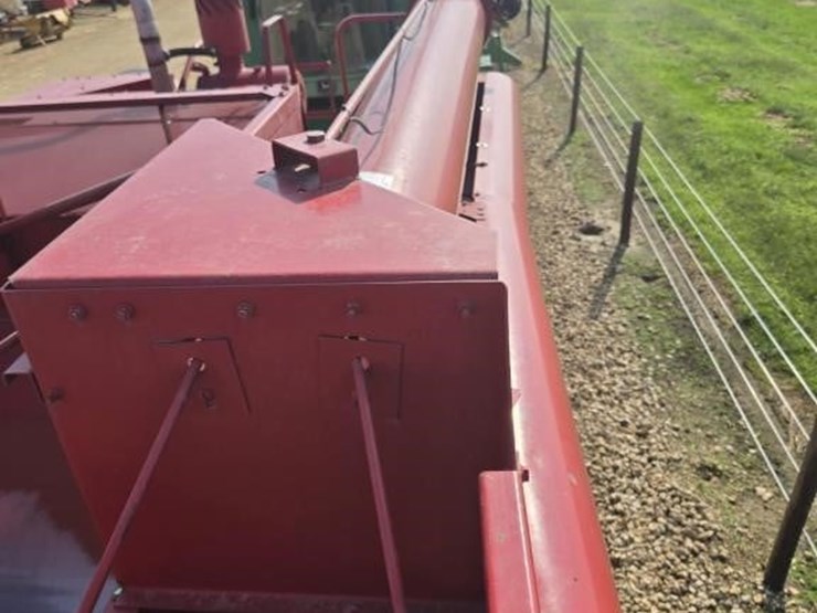 1992-case-ih-1660-image-19