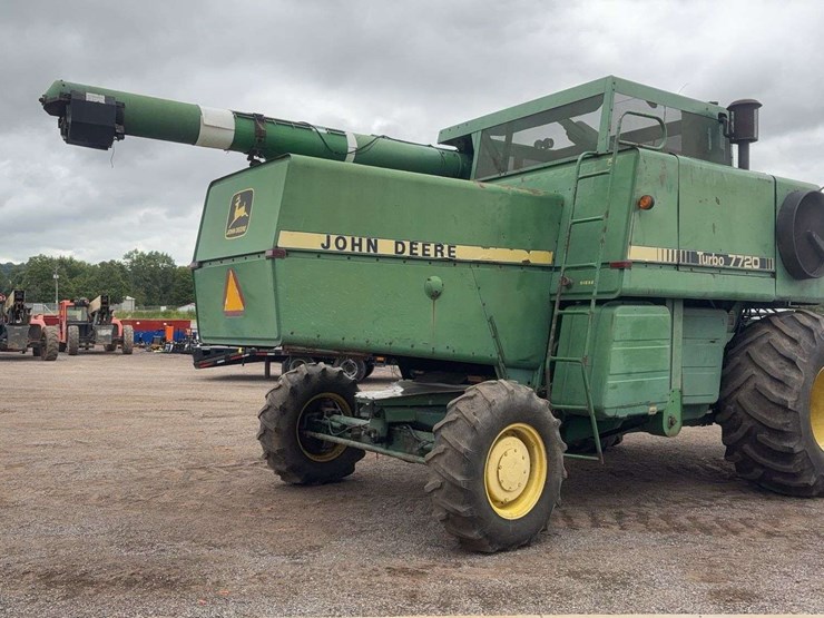 john-deere-7720-image-3