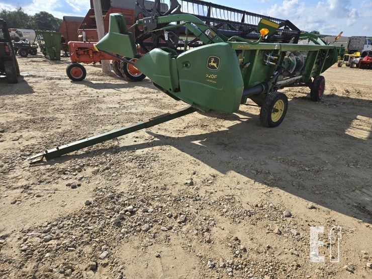 2004-john-deere-620f-image-15