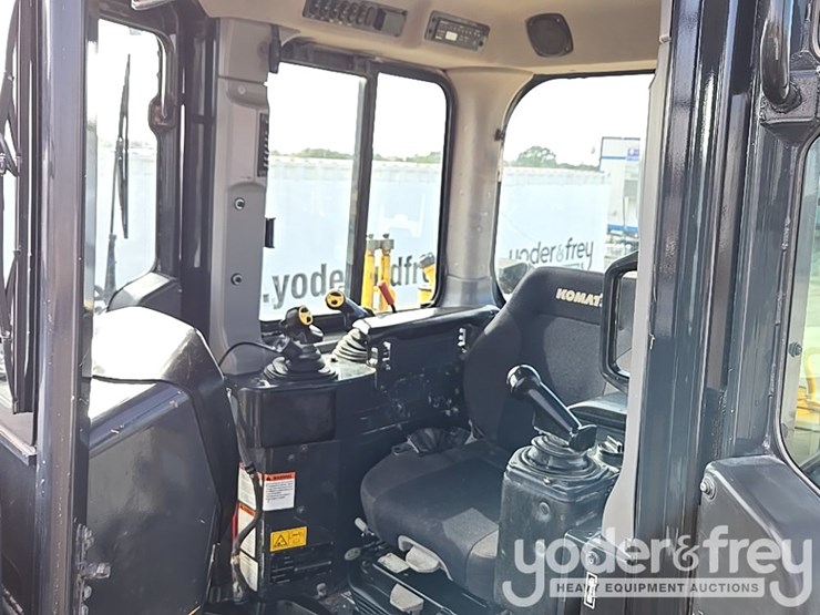 2014-komatsu-d155ax-7-image-57