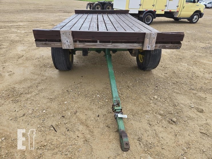 john-deere-1065a-image-12