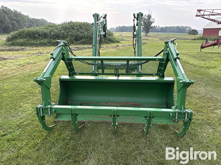 john-deere-h340-image-2