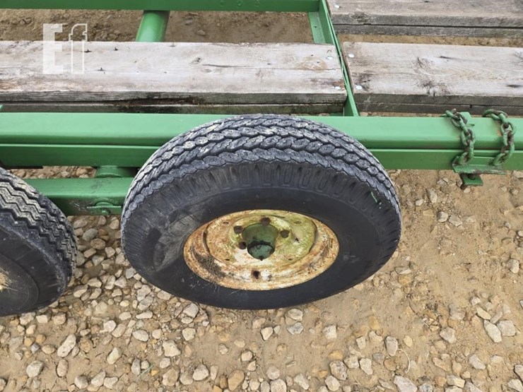 john-deere-28-image-11