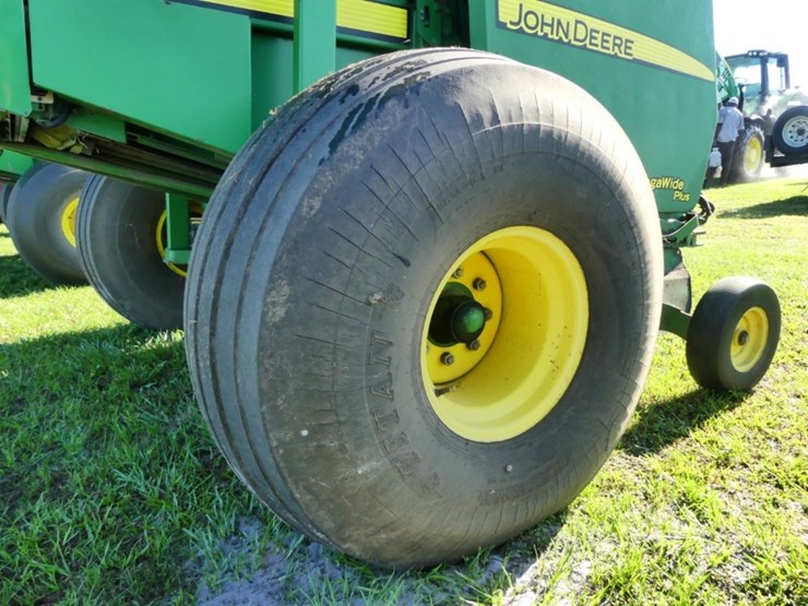 2009-john-deere-468-image-6