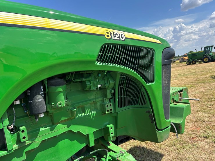 john-deere-8120-image-36