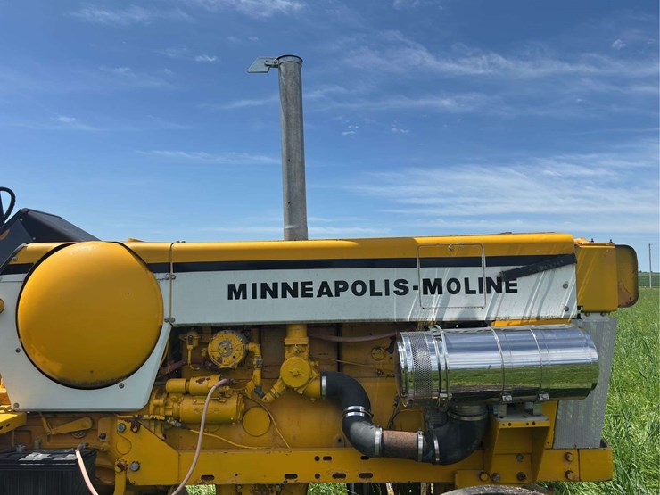 minneapolis-moline-g1350-image-27