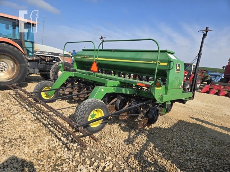john-deere-1560-image-8