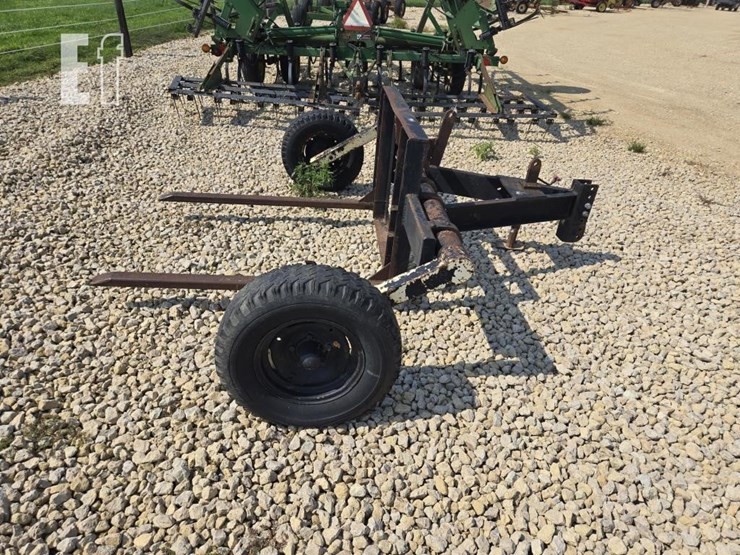 pull-type-bale-carrier-image-2