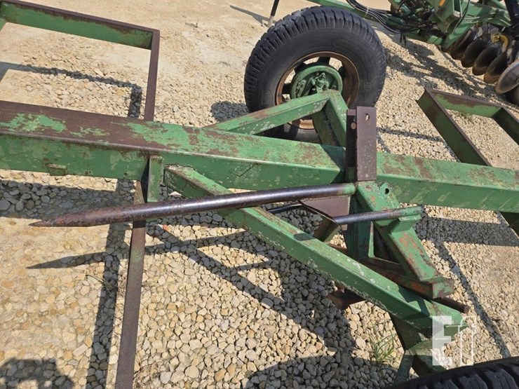 bale-trailer-for-6-bales-w/-bale-stabber-3773-image-3
