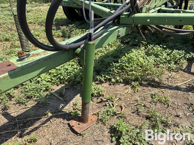 john-deere-8300-image-11