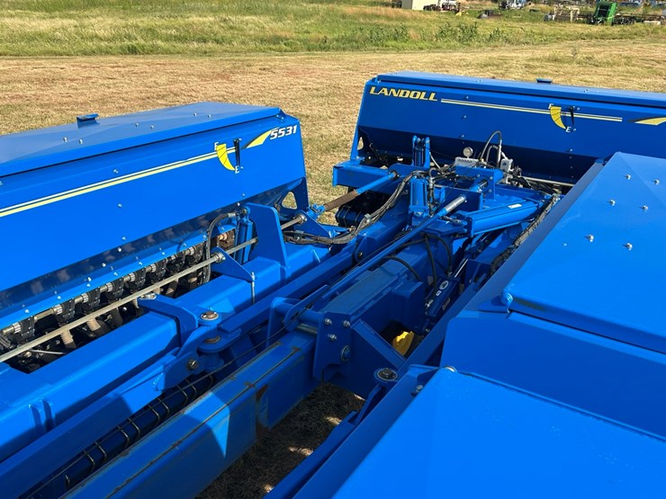 2020-landoll-5531-image-22