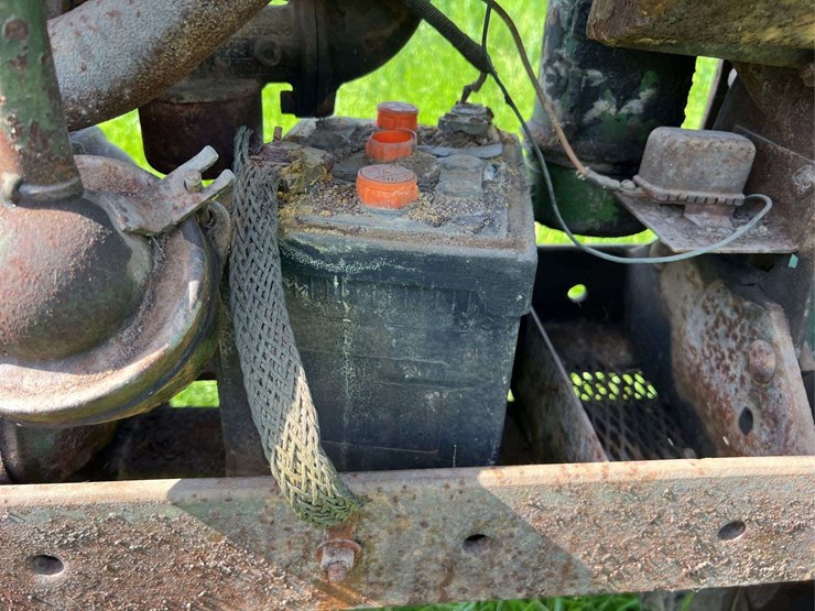 john-deere-h-image-24