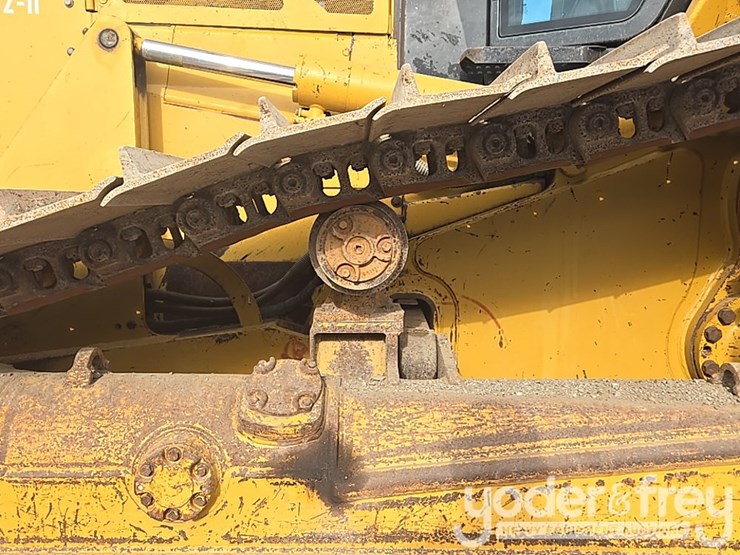 2008-caterpillar-d6n-lgp-image-12