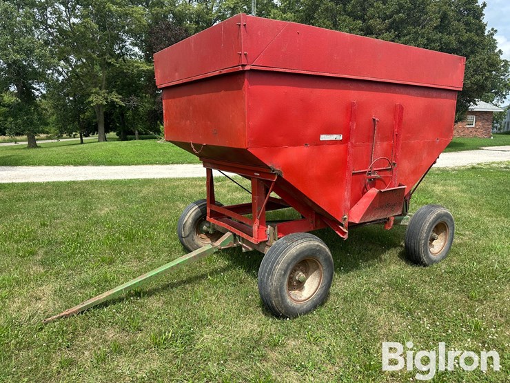 john-deere-1065-image-1