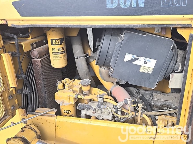 2008-caterpillar-d6n-lgp-image-39