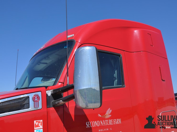 2019-kenworth-t680-image-14