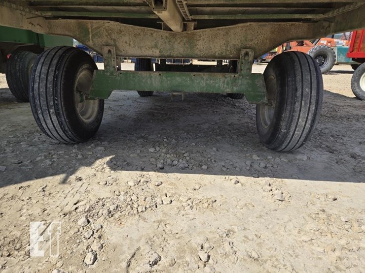 john-deere-714a-image-8