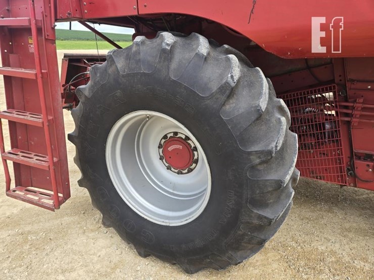 1992-case-ih-1660-image-4