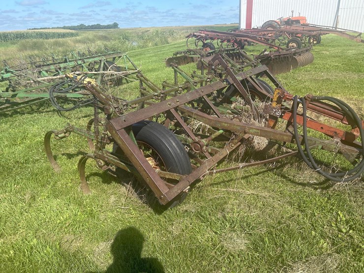 john-deere-14-image-7
