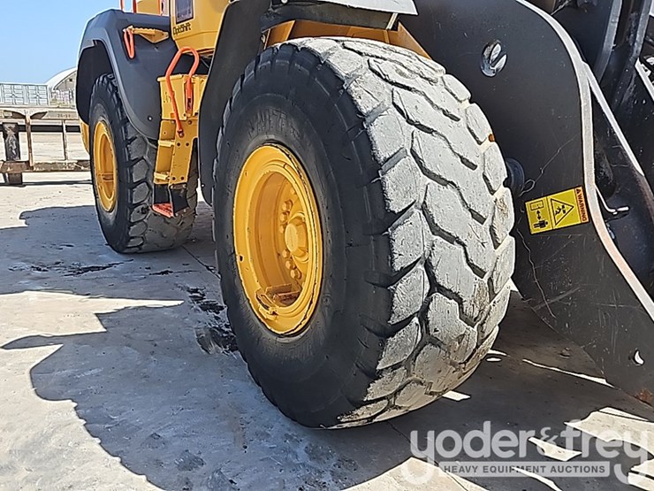 2018-volvo-l110h-image-14