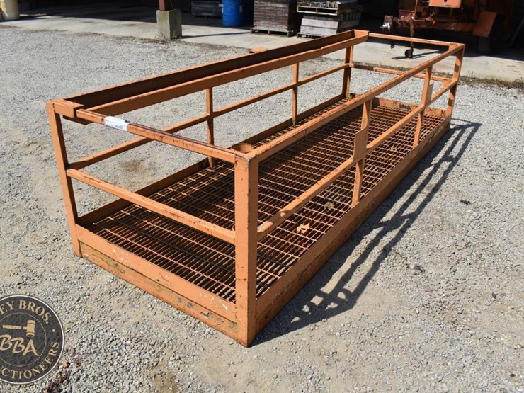 platform/basket-steel-man-basket-44070-image-3