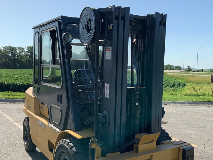 caterpillar-dp40-image-15