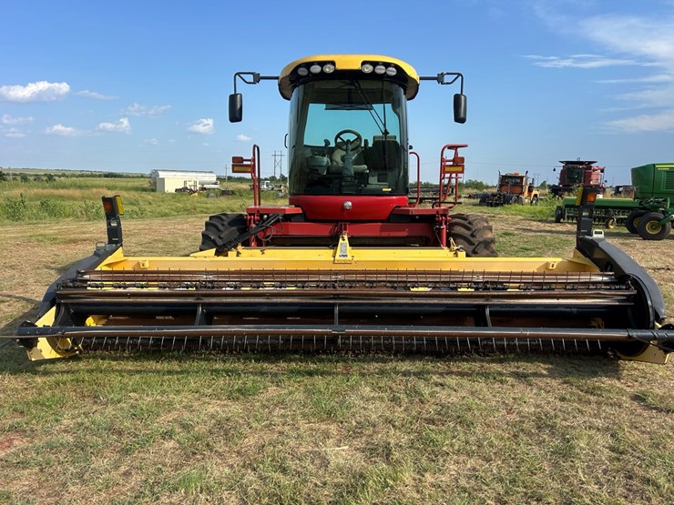 2013-new-holland-h8040-image-11