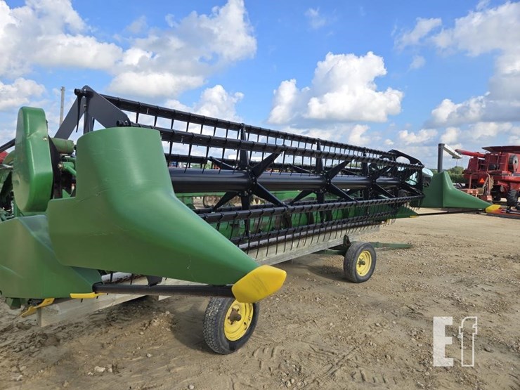 2004-john-deere-620f-image-11