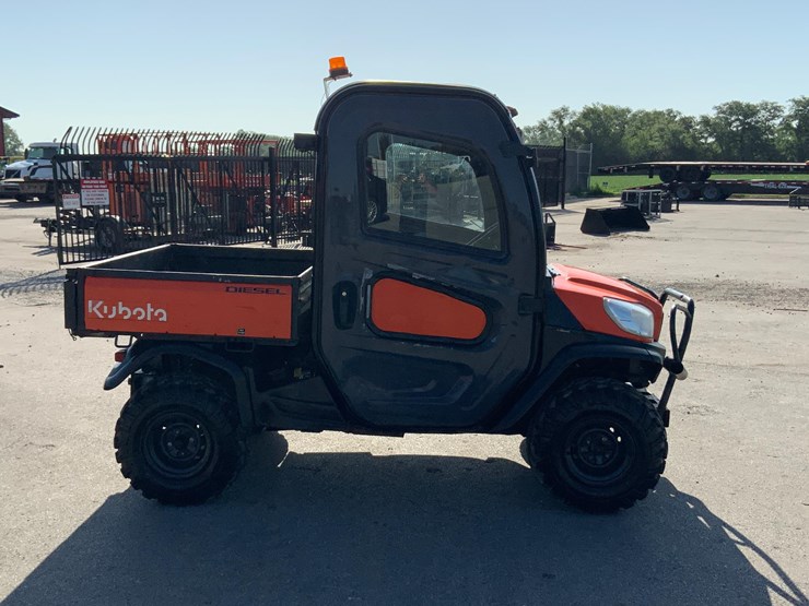 2011-kubota-4x4-utv-image-4